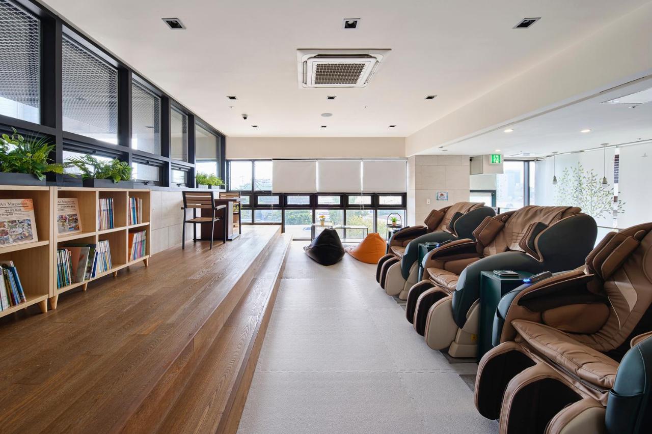 The Island Blue 3* Seogwipo